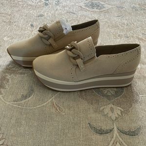 Womens tan platform sneakers